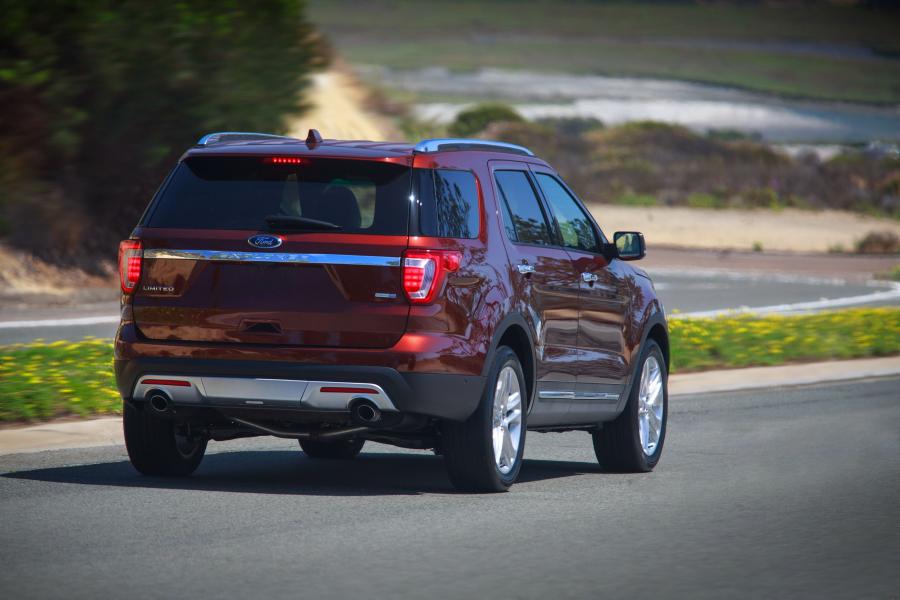  Ford Explorer Limited 2016 года  (фото 2 из 9)
